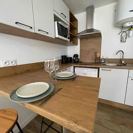 Apartment Charmant Studio Climatise A 50 M De La Plage *